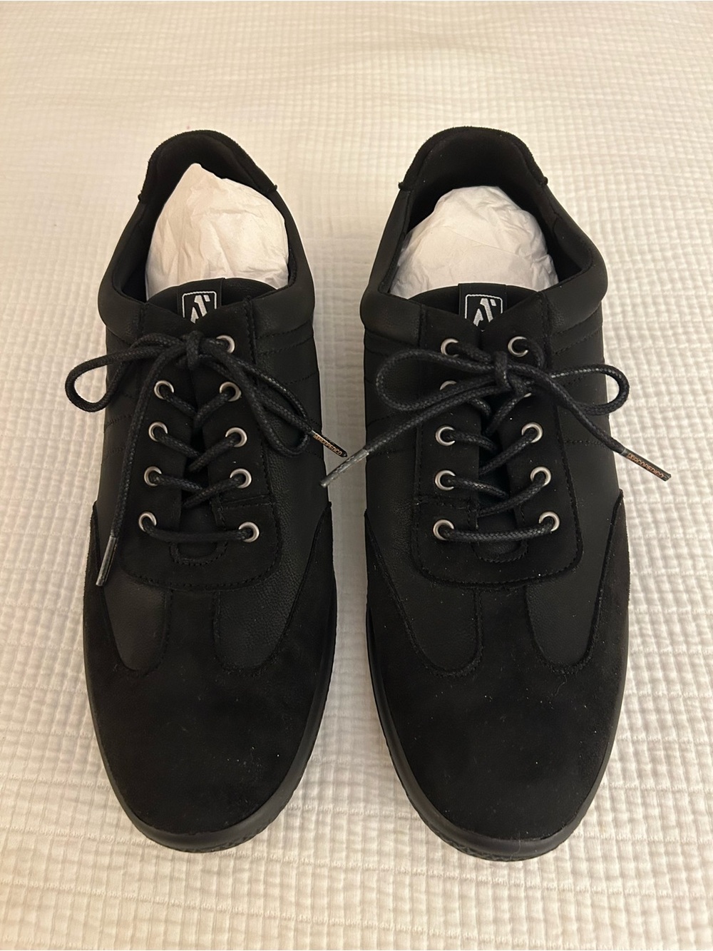 Men's Arcopedico Black Casual Lace-Up Shoes
